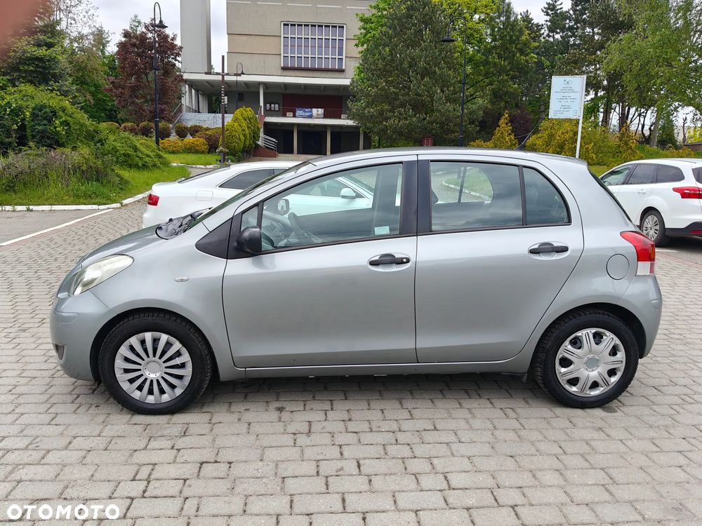 Toyota Yaris 1.33 Prestige - 6