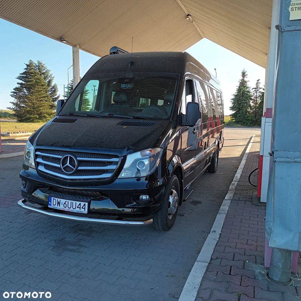 Mercedes-Benz INTERSTATE - 1