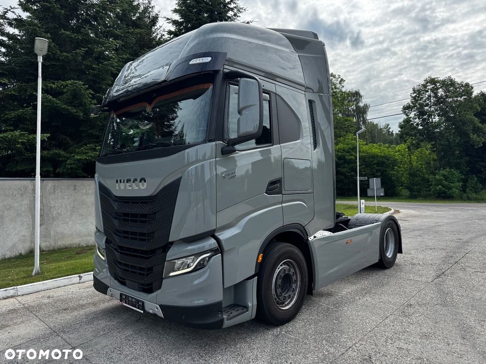Iveco S-Way 490 - 1