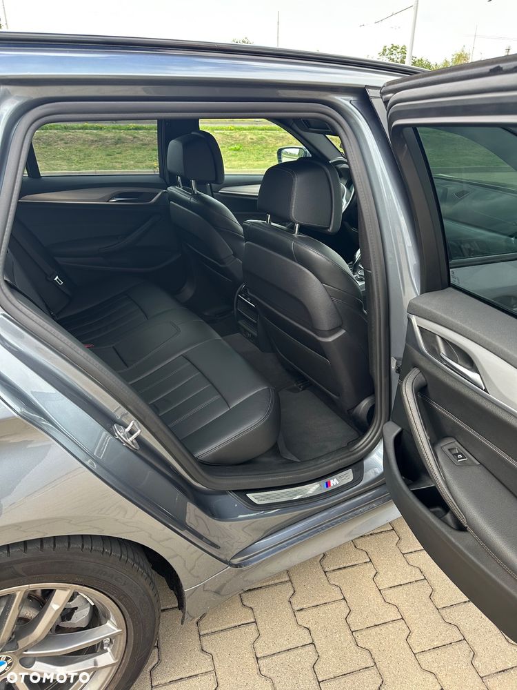 BMW Seria 5 520d M Sport Edition - 9