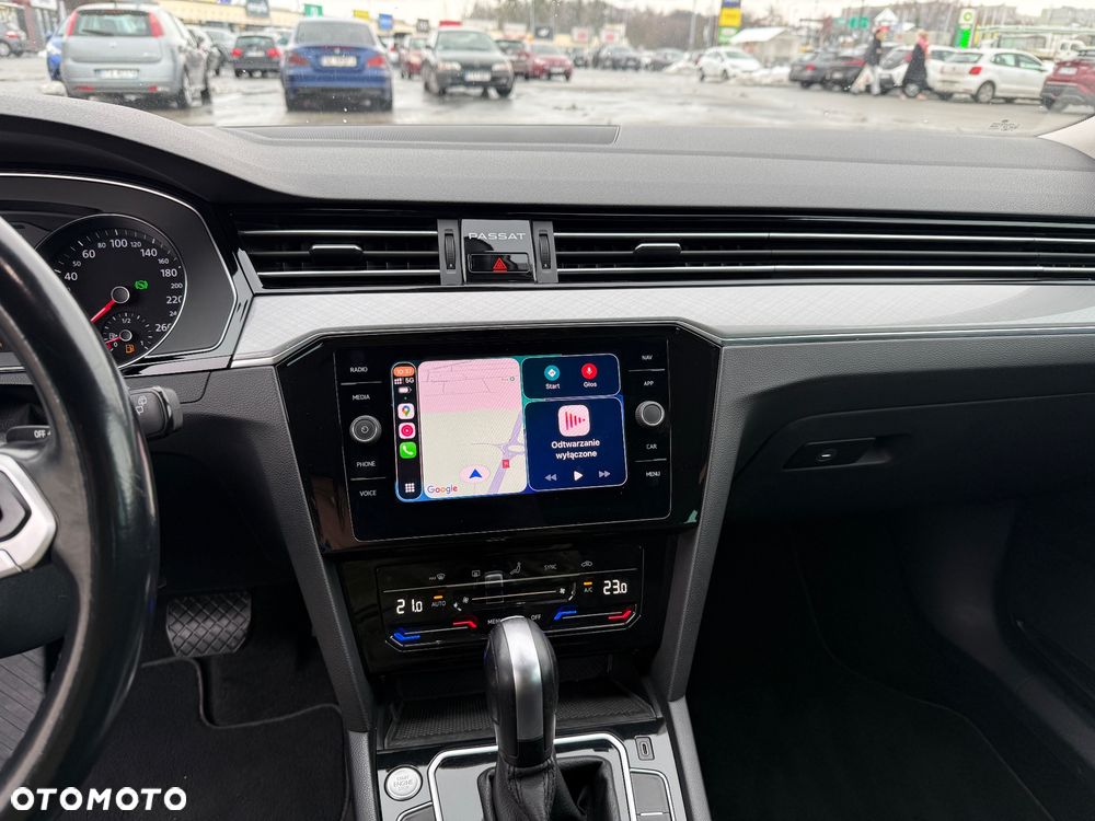 Volkswagen Passat Variant 2.0 TDI DSG (BlueMotion Technology) Comfortline - 16