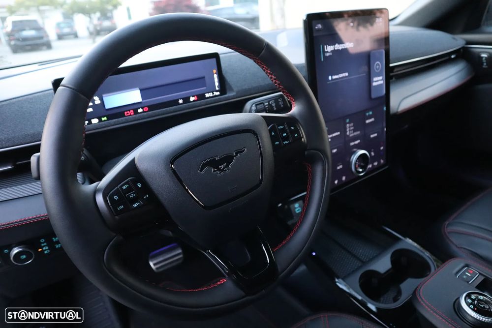Ford Mustang Mach-E 75.7 kWh Premium AWD - 22