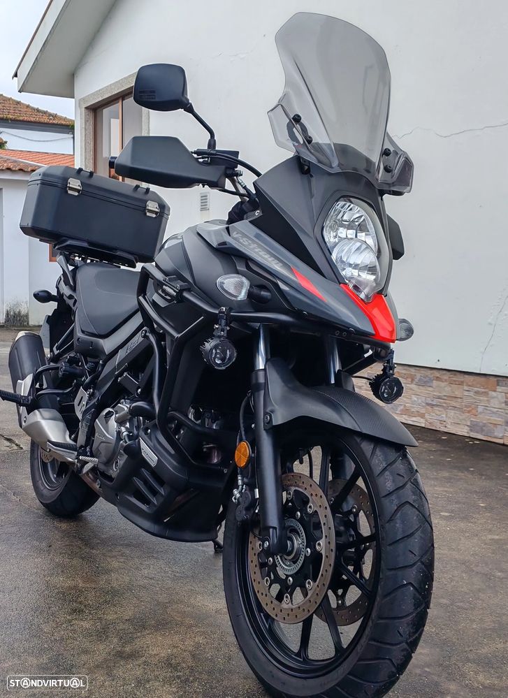 Suzuki DL Vstorm 650 - 3