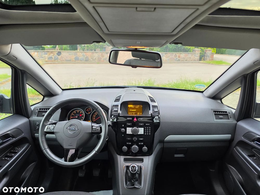 Opel Zafira 1.8 Innovation 110 Jahre - 28
