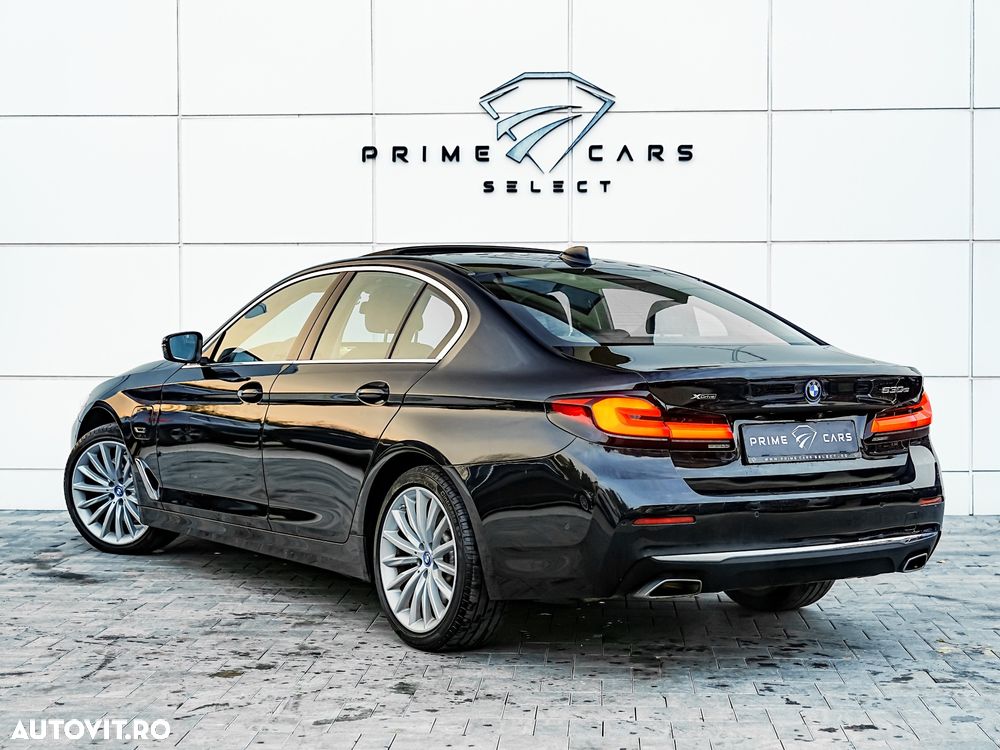 BMW Seria 5 530e xDrive Aut. Luxury Line - 3