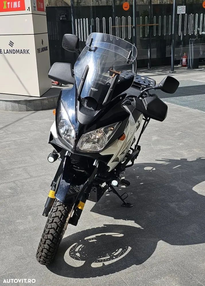 Suzuki DL 650 V-Strom - 1