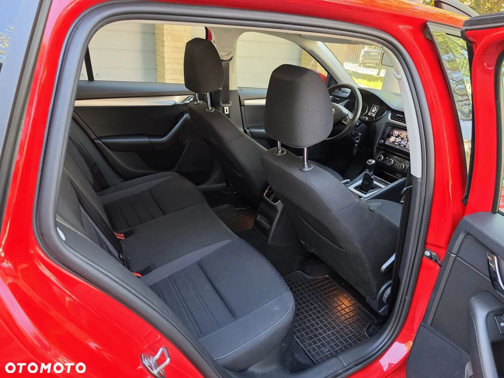 Skoda Octavia 1.6 TDI SCR Ambition - 16