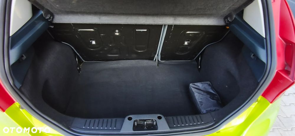 Ford Fiesta - 27