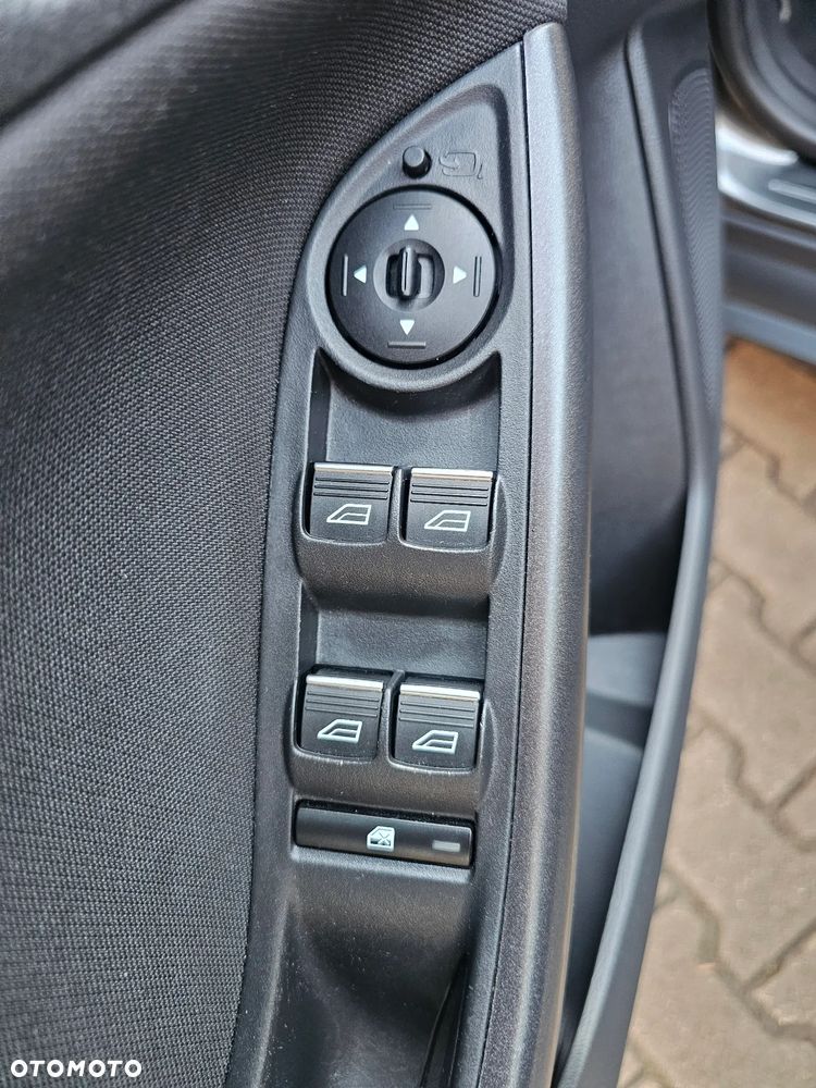 Ford Focus 1.5 EcoBlue Start-Stopp-System TITANIUM STYLE - 31