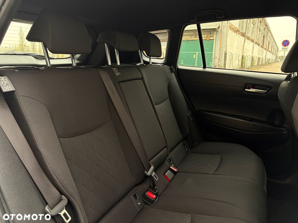 Toyota Corolla Cross - 25