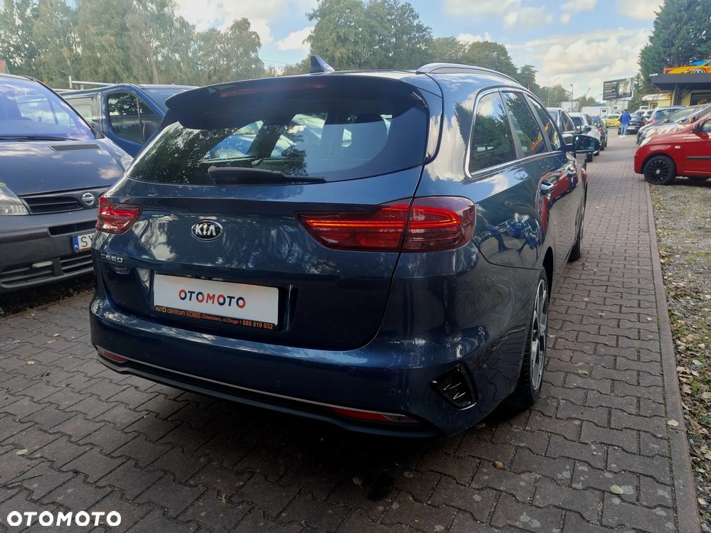 Kia Ceed 1.6 CRDi DCT Platinum Edition - 19