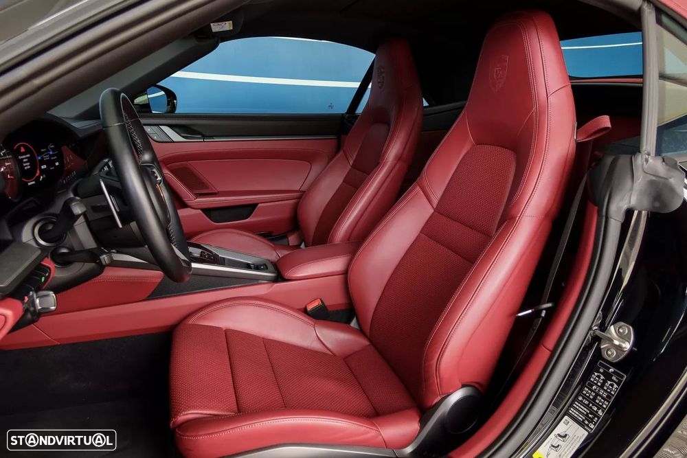 Porsche 911 (992) Carrera 4S PDK - 15