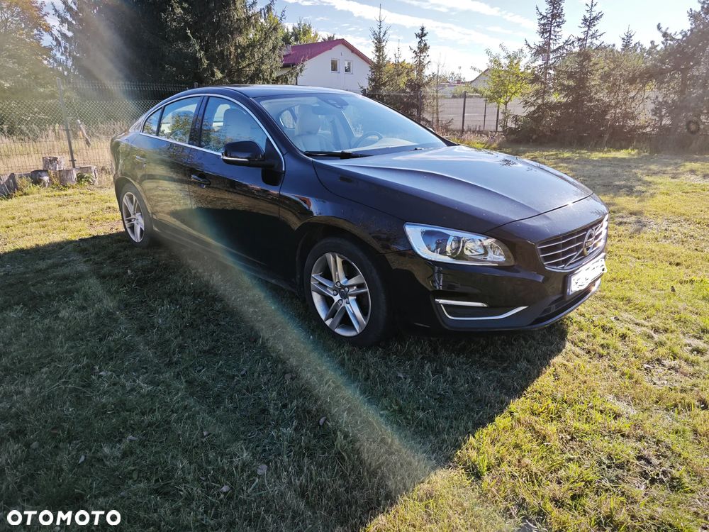 Volvo S60 2017 photo 2