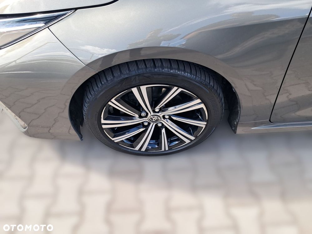 Toyota Corolla 1.8 Hybrid Executive - 11