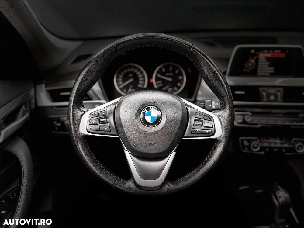BMW X1 - 16