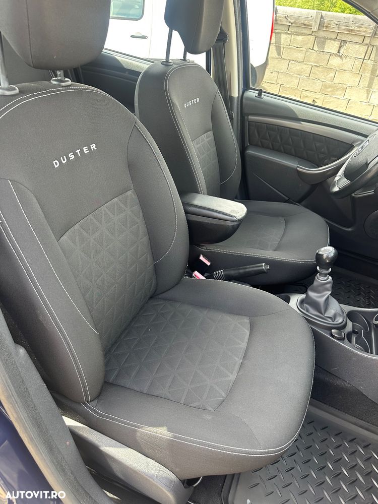 Dacia Duster 1.6 4x4 Laureate - 8