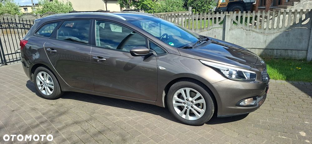 Kia Ceed 1.6 GDI Vision - 15