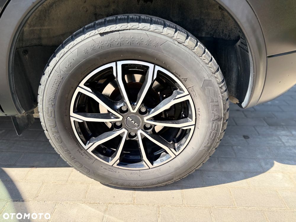 Nissan Qashqai - 10