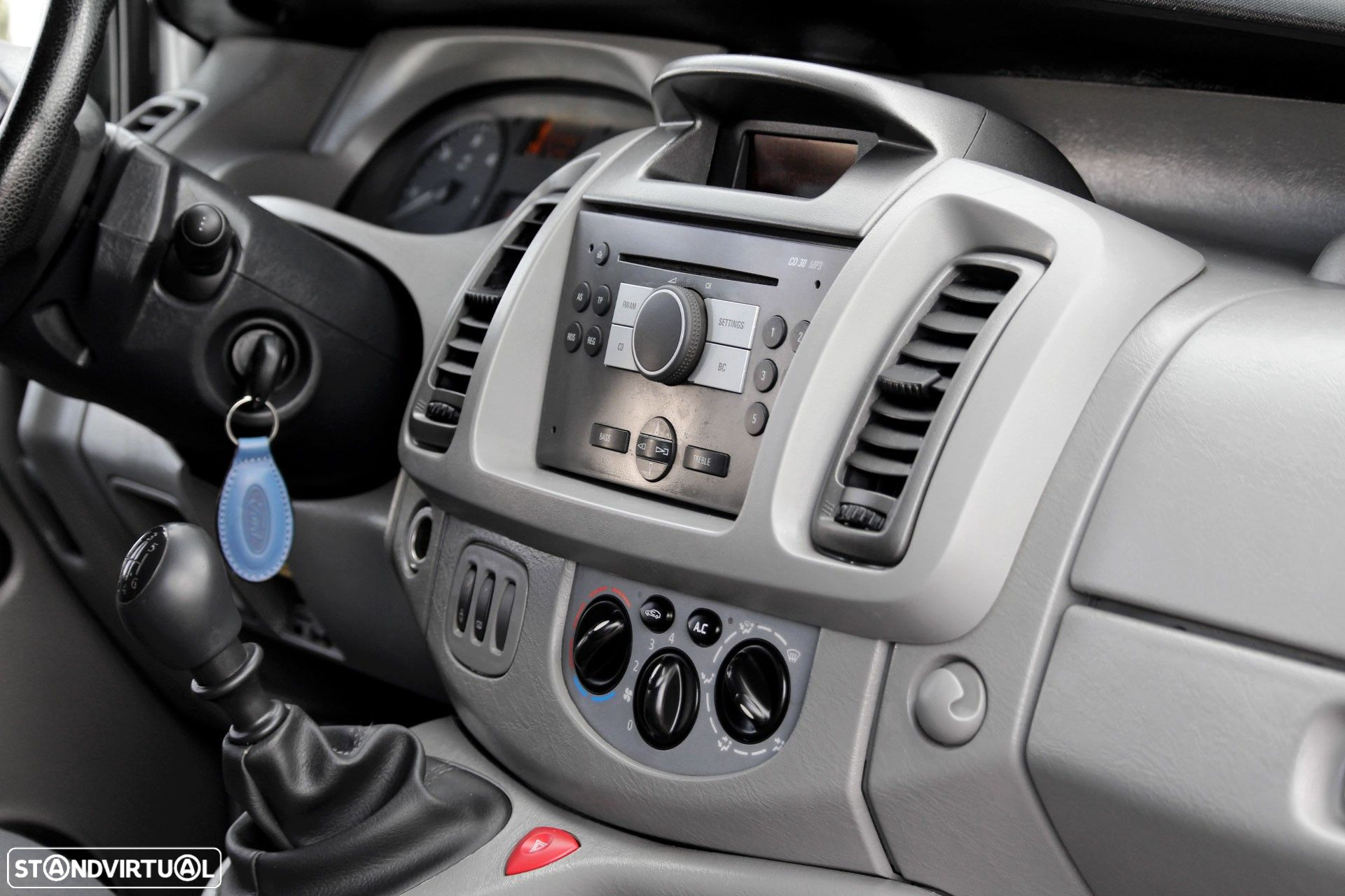 Opel Vivaro 2.0 CDTi L1H1 2.7T 6L - 12