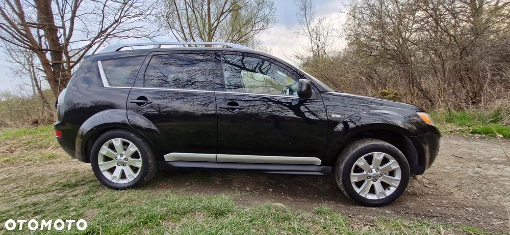 Mitsubishi Outlander 2.0 DID Instyle - 10