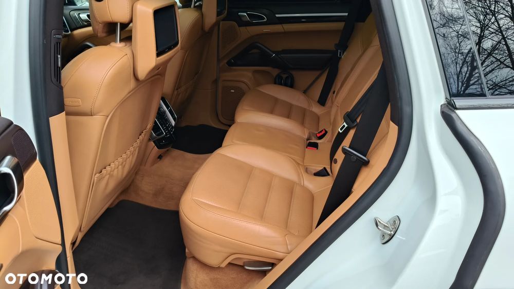 Porsche Cayenne Diesel Platinum Edition - 23