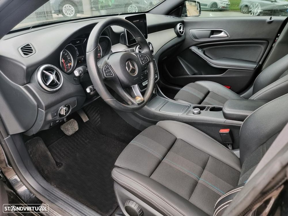 Mercedes-Benz CLA 180 d Urban Aut. - 12