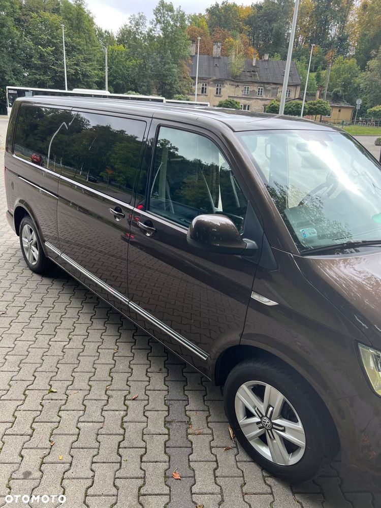 Volkswagen Multivan - 21