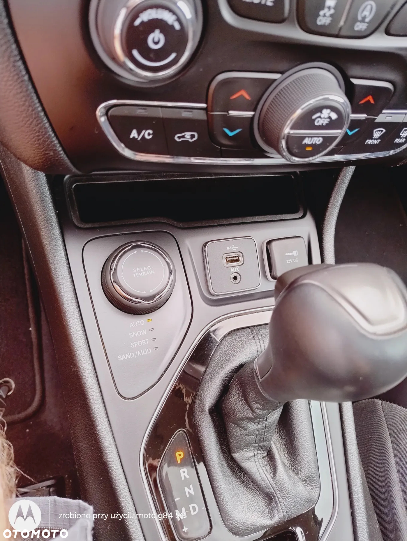 Jeep Cherokee - 11