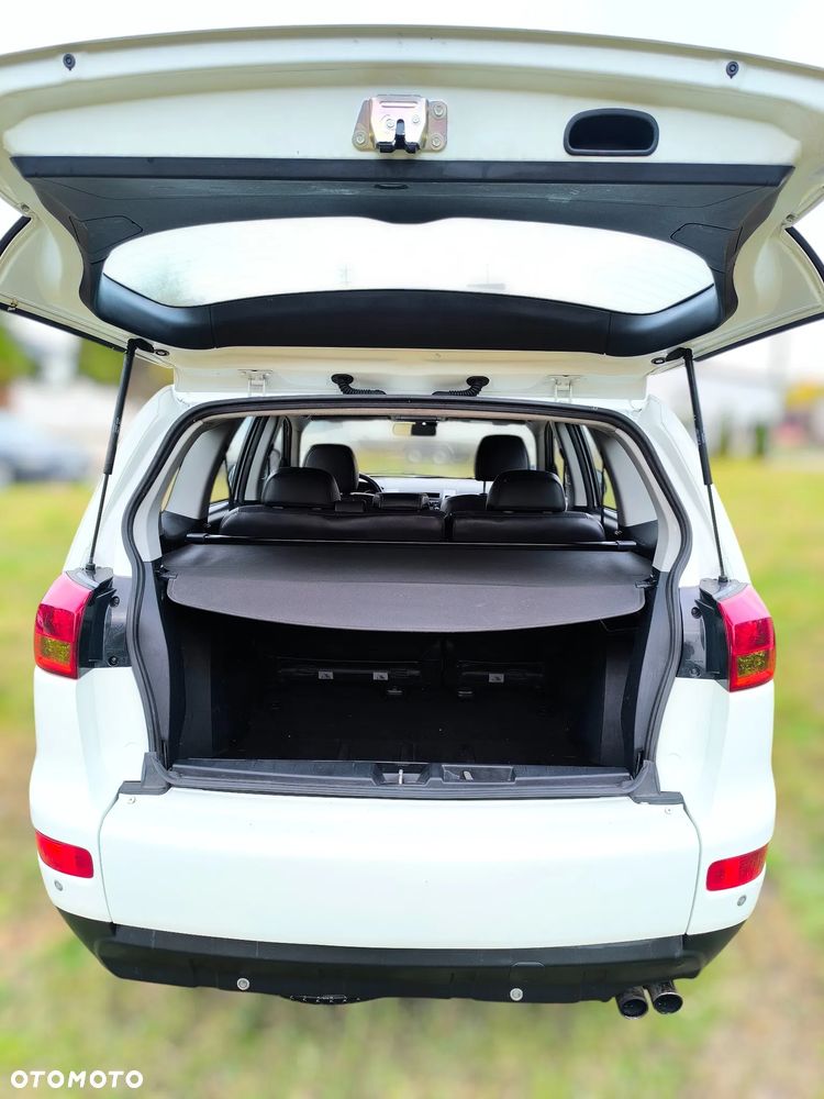 Peugeot 4007 2.2HDi Platinum Euro5 - 10