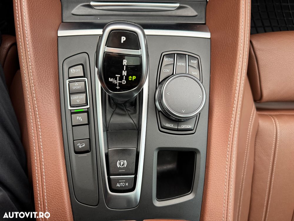 BMW X6 xDrive30d - 9