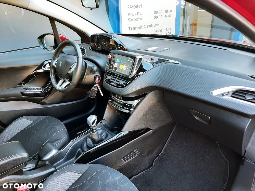 Peugeot 2008 1.2 Pure Tech Active S&S - 22