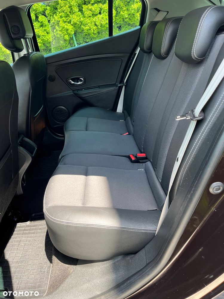 Renault Megane dCi 110 FAP EDC Bose Edition - 14