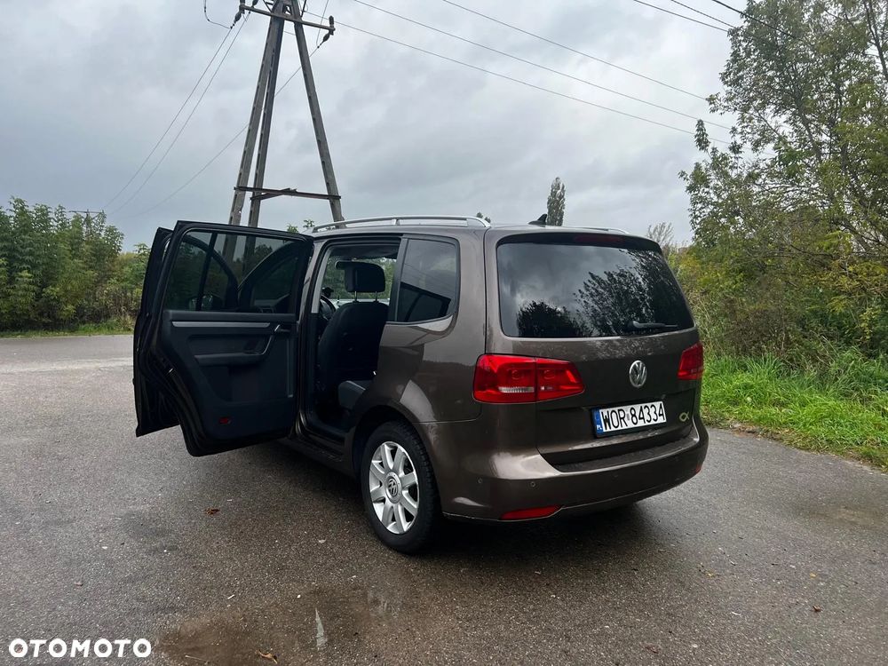 Volkswagen Touran 1.6 TDI DPF Comfortline - 9