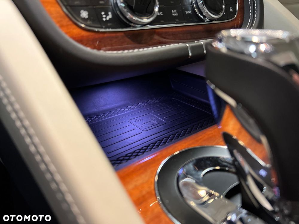 Bentley Bentayga - 21