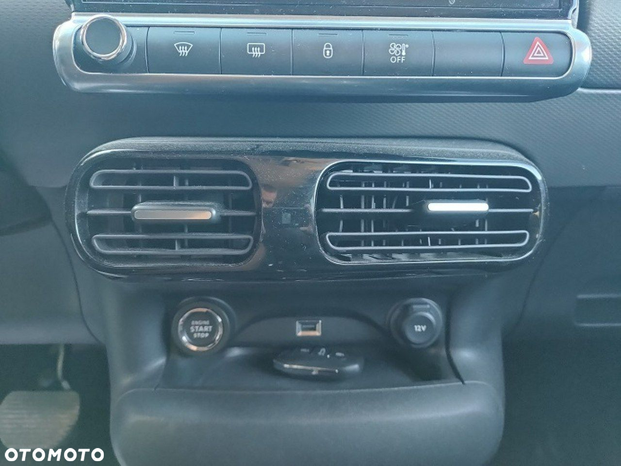 Citroën C4 Cactus - 29