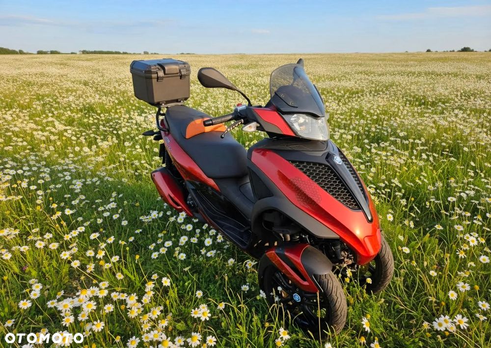 Piaggio MP-3 - 1