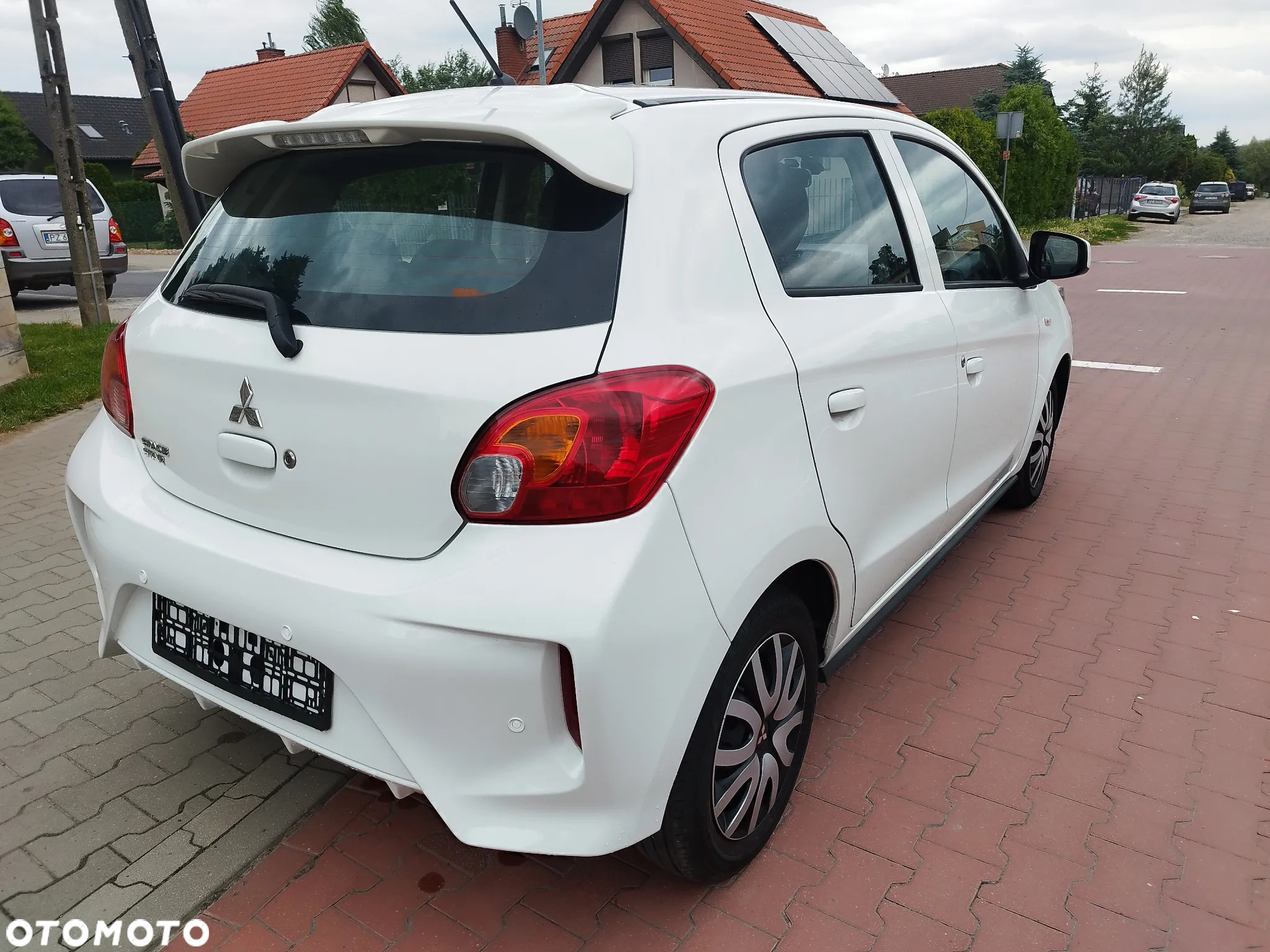 Mitsubishi Space Star 1.0 Clear Tec Plus - 4