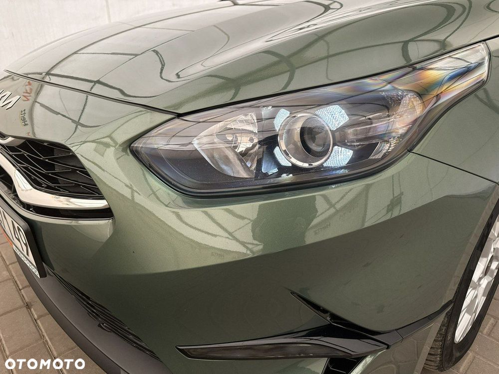 Kia Ceed - 29