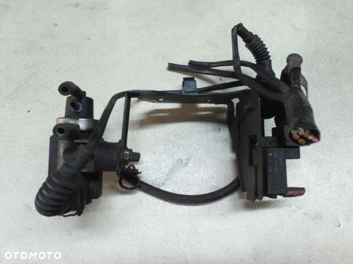 ZAWOREK PODCIŚNIENIA BMW E39 2.5 TDS PODANA CENA DOTYCZY KOMPLETU - 1