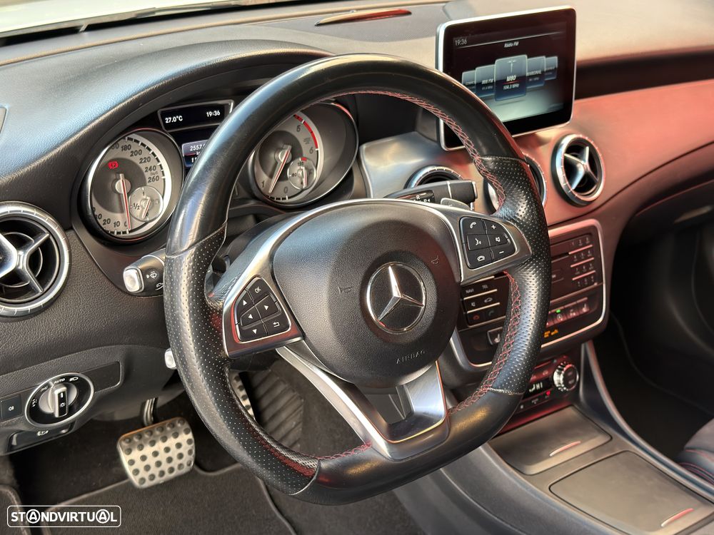 Mercedes-Benz CLA 220 d Shooting Brake AMG Line Aut. - 11