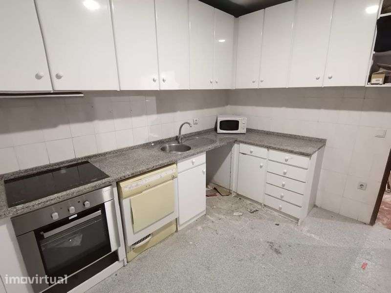 Predio com 5 apartamentos T1 - Grande imagem: 4/12