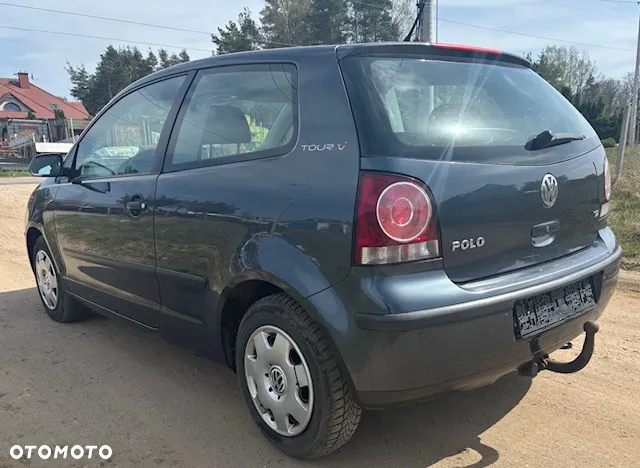 Volkswagen Polo - 2