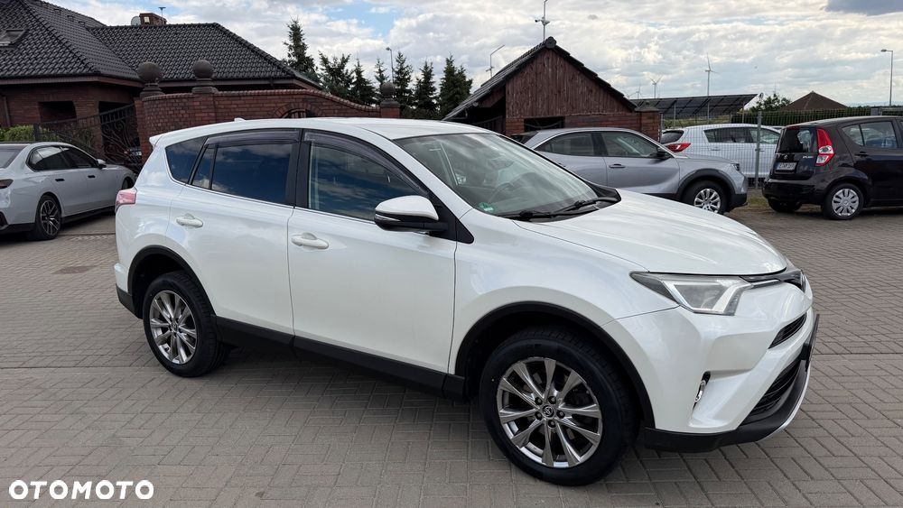 Toyota RAV4 2.0 D-4D 4x2 Start-Stop Executive - 5