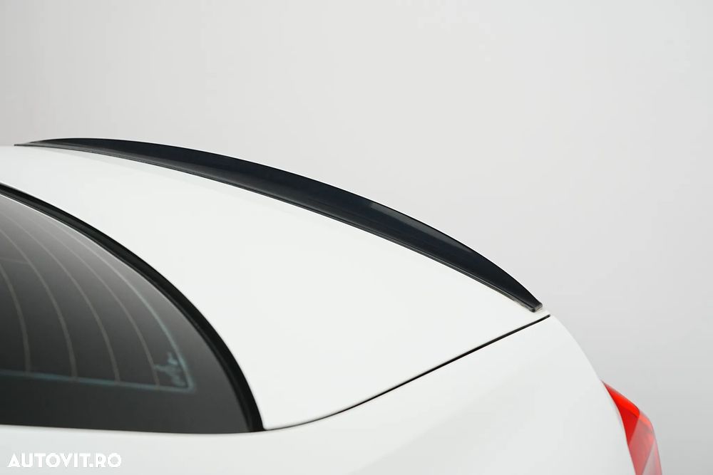 Volkswagen Passat 2.0 TDI SCR DSG Conceptline - 27