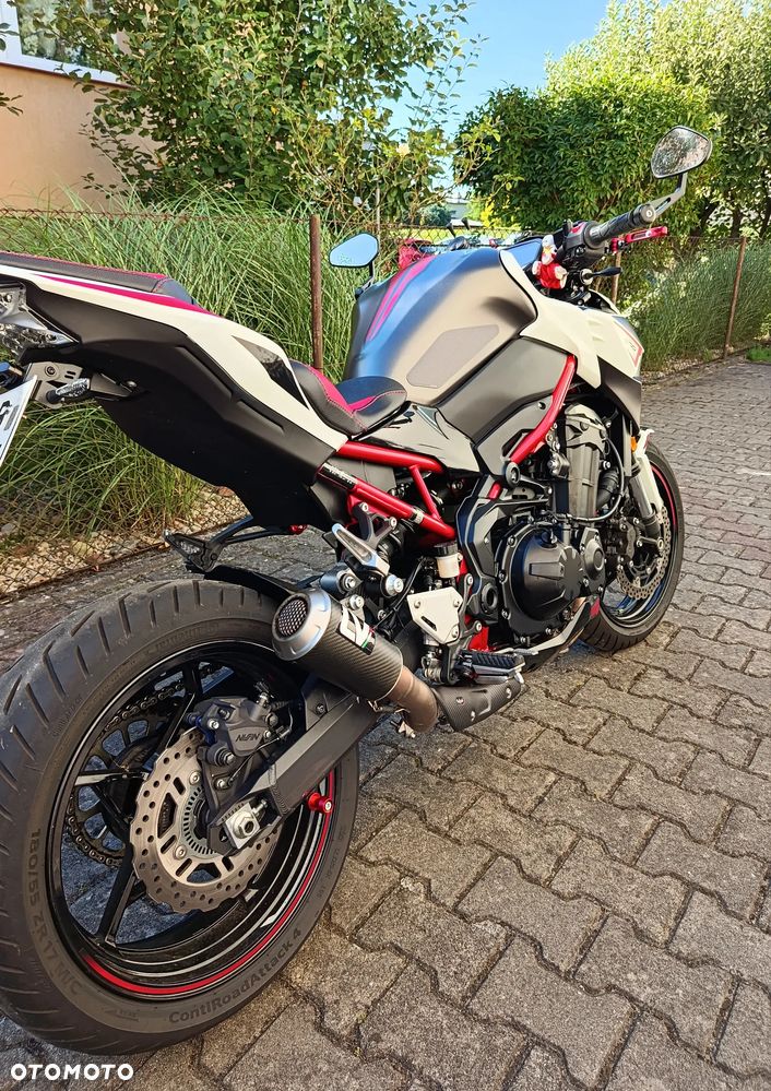 Kawasaki Z 900 - 5