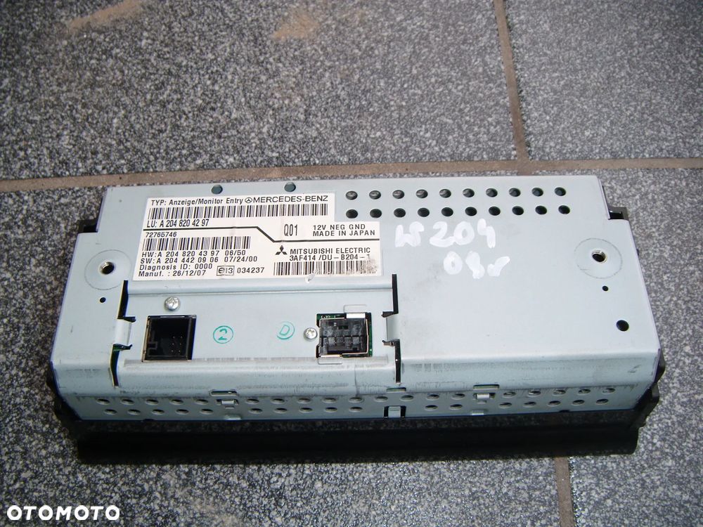mercedes w204 08r wyświetlacz a2048204297 - 2