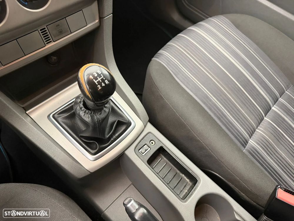 Ford Focus SW - 11