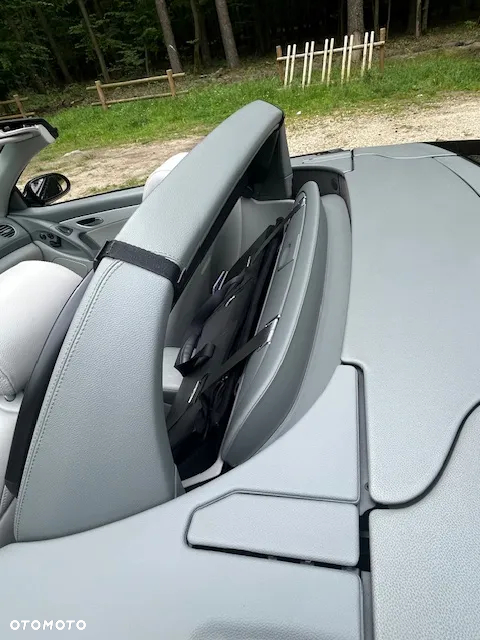 Mercedes-Benz SL 55 AMG - 22