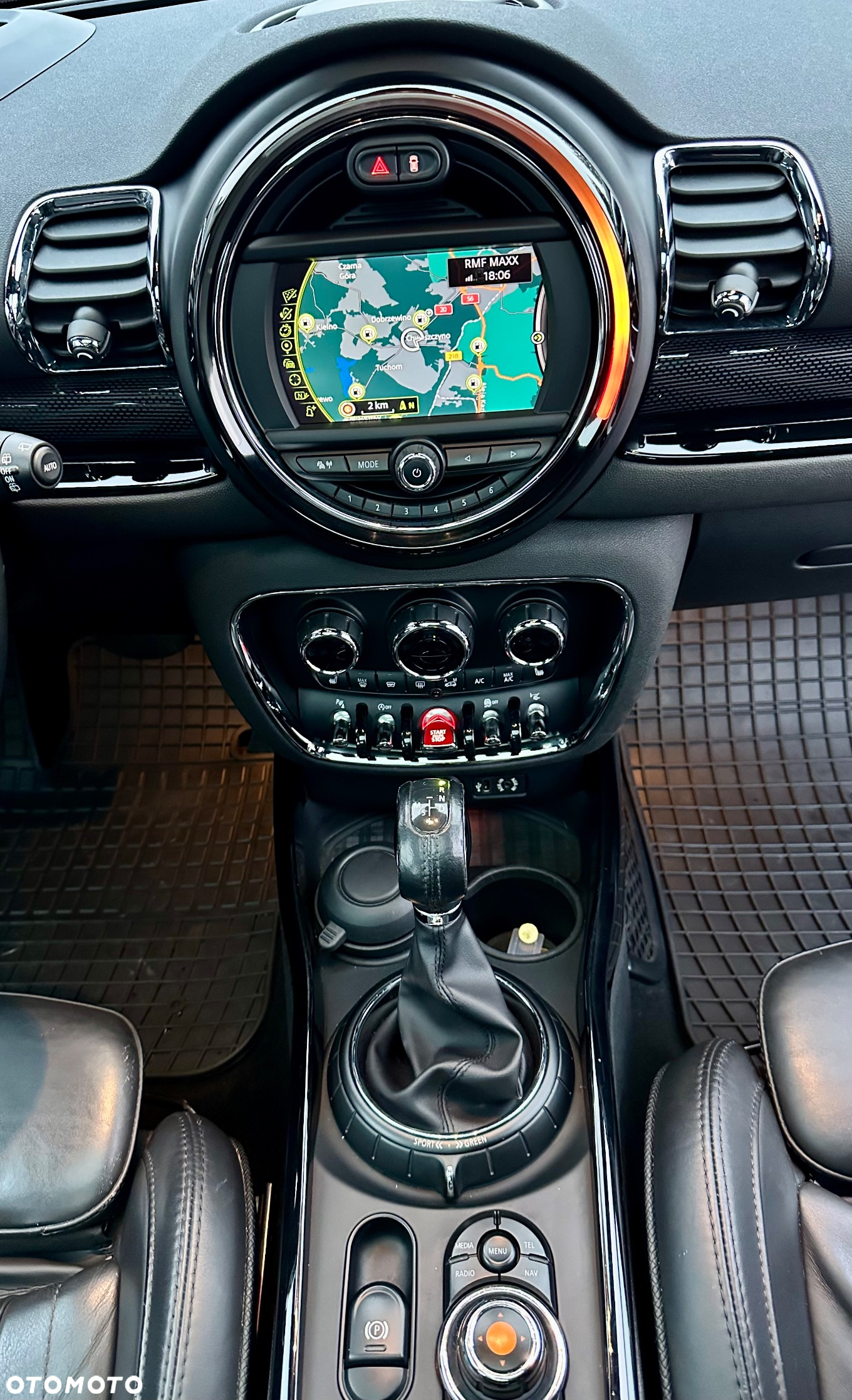 MINI Clubman Cooper D - 18