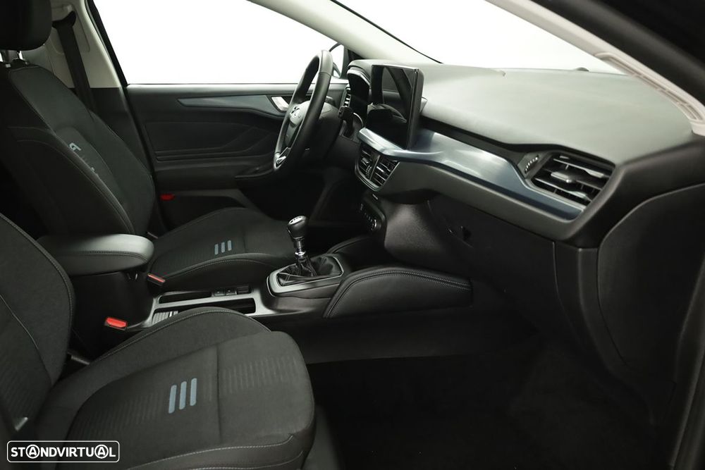 Ford Focus SW 1.0 EcoBoost MHEV Active X - 20